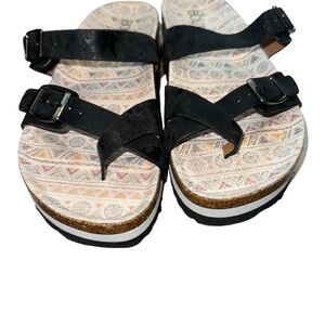 Boutique sandles NWOT